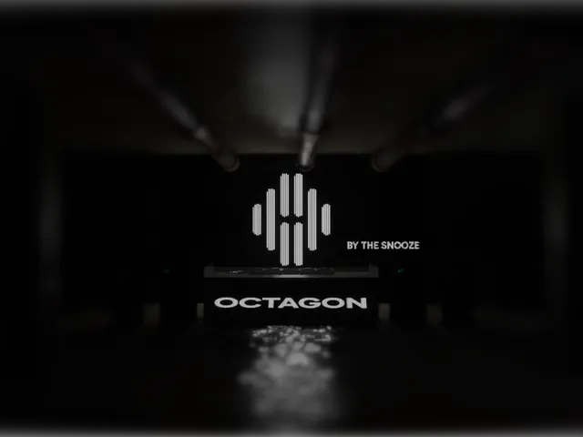 OCTAGON Rave