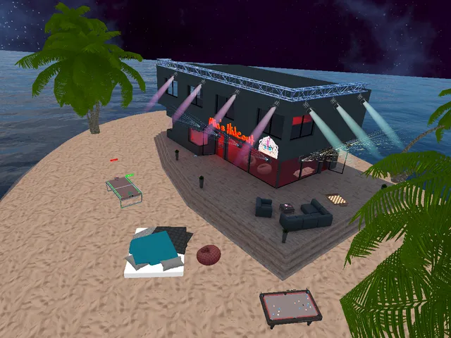 Mia's Secret House Party