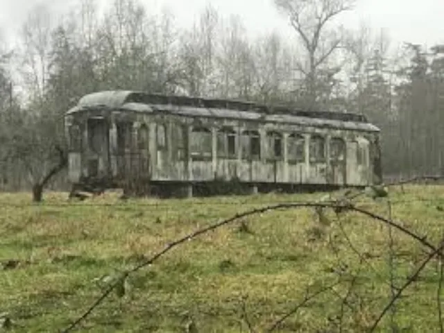 Abandon Train car