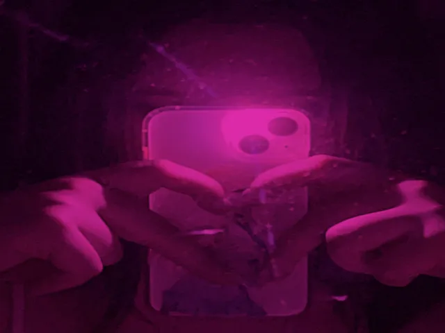 Womanless's Avatar World