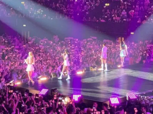 Blackpink fan's room